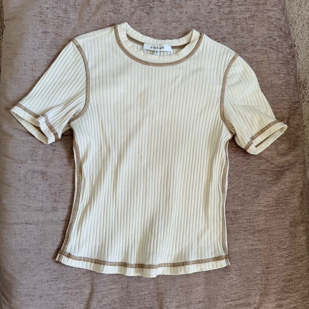 Frame- Contrast Stitch Rib-knit T-shirt In Bone - Picture 2 of 8